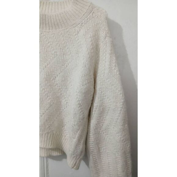 Club Monaco womens small ITALIAN ALPACA puffer sleeve ivory sweater SUPER SOFT - Picture 4 of 8